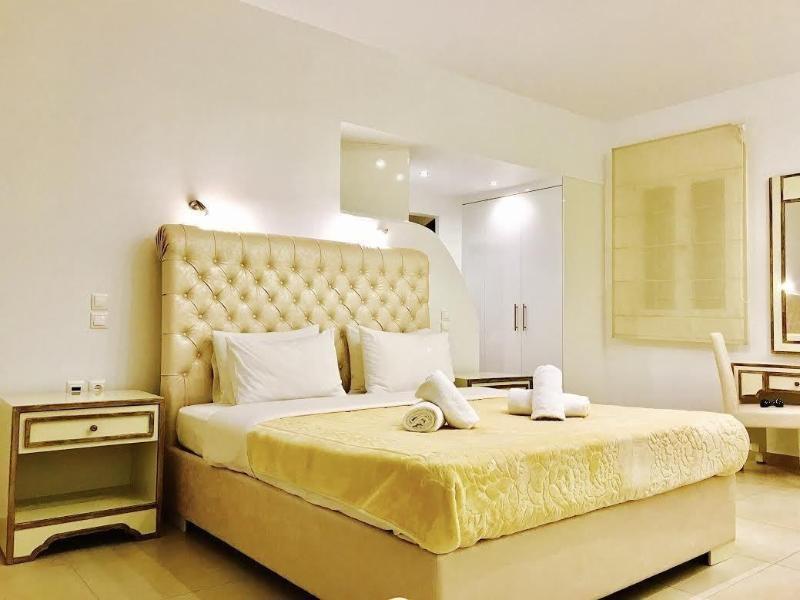 Queen Boutique Suites Mykonos Town Экстерьер фото