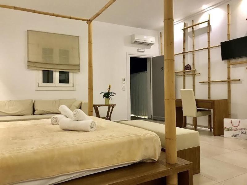 Queen Boutique Suites Mykonos Town Экстерьер фото