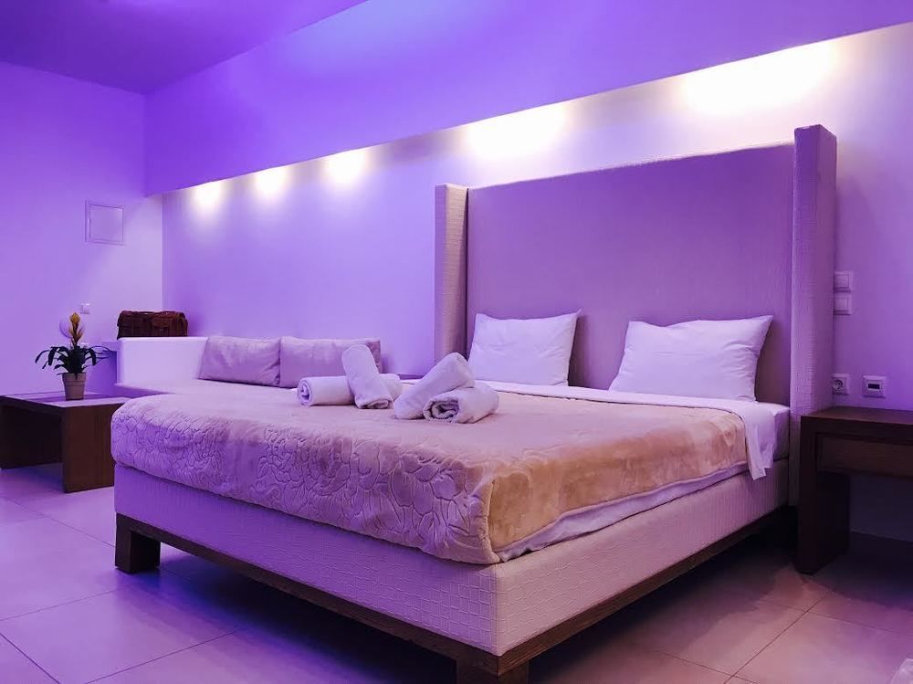 Queen Boutique Suites Mykonos Town Экстерьер фото