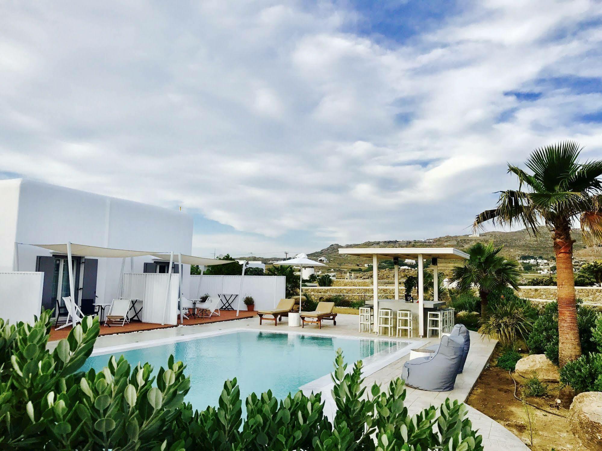 Queen Boutique Suites Mykonos Town Экстерьер фото